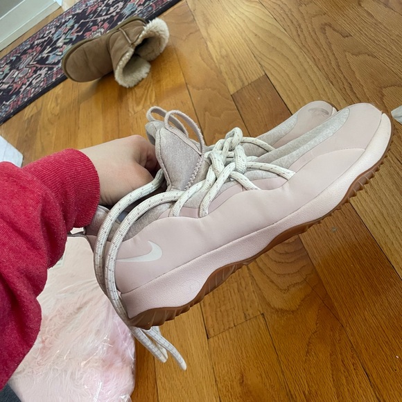 NIKE sneakers - Picture 2 of 5